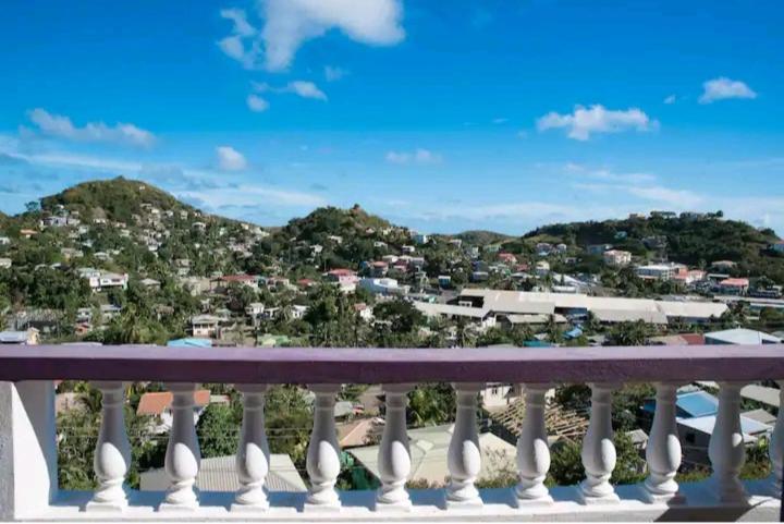 Altare - Breezy With A View Apartment Гранд Анс Екстериор снимка